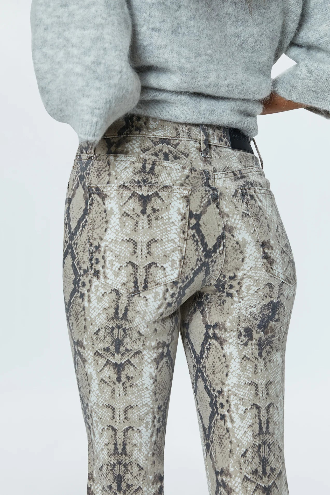 Pistola Lennon High Rise Crop